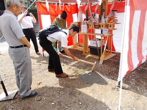 先の吉日 地鎮祭を執り行いました 東京で15坪 坪の間取りで狭小住宅 ３階建てを建てるなら渡辺ハウジング